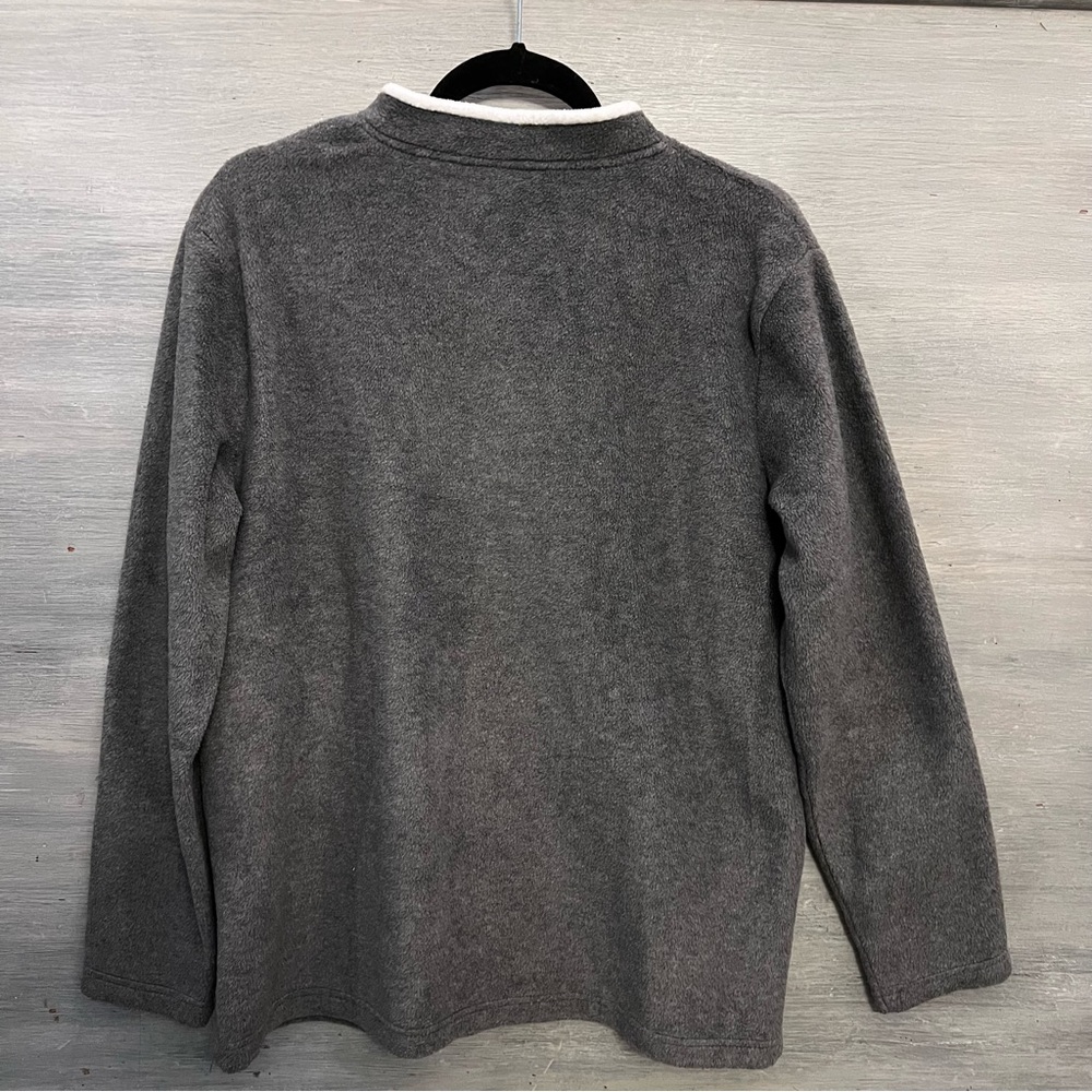 Croft‎ & Barrow Grey Embroidered Chickadee Pullover VNeck Top Large GC - Picture 5 of 7